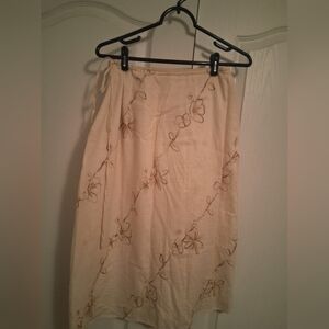 Vintage Floral Embroidered Cream Skirt
